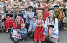 На концерте в Ярославле Надежда Бабкина выступила с русским размахом. Фоторепортаж