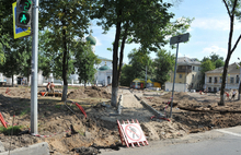 В Ярославле активно ведутся работы по реконструкции сквера в Мукомольном переулке. Фоторепортаж