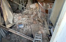 Опубликованы фото обрушений внутри пострадавшего здания в Ярославле