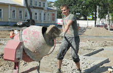 В Ярославле активно ведутся работы по реконструкции сквера в Мукомольном переулке. Фоторепортаж