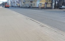 В Ярославле на проспекте Октября демонтируют заборы