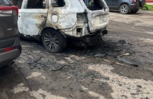 В Ярославле у помощника депутата от КПРФ сожгли машину