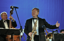 В Ярославле с большим успехом прошел концерт джаз-оркестра Игоря Бутмана. С фото и видео
