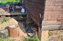 «Выстроил себе фундамент дома»: жители деревни под Ярославлем выследили похитителя гравия с дороги