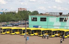 Глава Ярославской области стал одним из первых пассажиров модернизированного маршрута №176