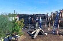 В Ярославской области в сгоревшем доме погибли пенсионерка и двое детей