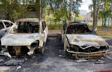 «Бросили бутылку»: хозяева сгоревших автомобилей в Ярославле уверены в поджоге