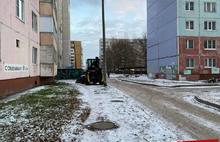 Снег есть – «Крепости» нет: в Ярославле брошены работы по асфальтировке проездов к двум школам