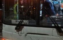 Докатились: в Ярославле на рейсовые автобусы ставят шины с разным рисунком протектора