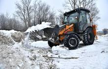 «До ста кубометров в час»: в Ярославле начала работать снегоплавильная установка