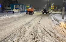 В Тутаеве продолжают уборку снега и обработку улиц города