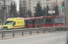 В Ярославле на Московском проспекте столкнулись два автобуса одного маршрута