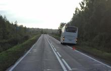 На дороге в Ярославской области пьяный водитель врезался в автобус и «улетел» в кювет