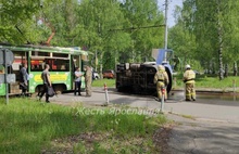 В Ярославле «Газель» перевернулась от столкновения с трамваем