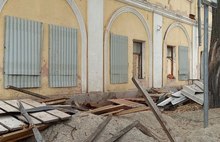 В центре Ярославля во время ремонта рухнули стены исторического здания