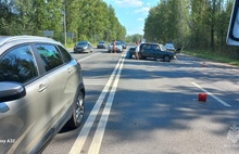 На выезде из Ярославля столкнулись четыре машины