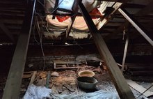 Прокуратура проверяет дырявую крышу дома в Тутаеве