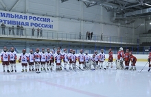 В Ярославле мастер-класс дал легенда советского хоккея Борис Михайлов. Фоторепортаж