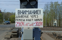 Водители жалуются на закрытый железнодорожный переезд под Ярославлем
