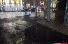 На улице Свободы в Ярославле появились бассейны для пешеходов