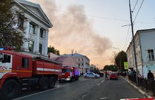 В центре Ярославля горит дом Трефолева