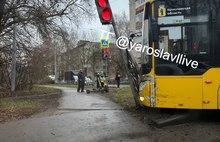 Появилось видео ДТП с участием автобуса в Ярославле
