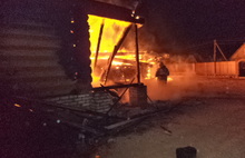 В Ярославской области горел двухэтажный строящийся дом