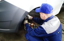 Председатель Ярославской областной Думы приветствовал автомехаников