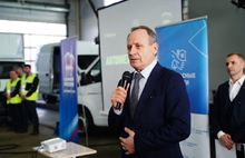 Председатель Ярославской областной Думы приветствовал автомехаников