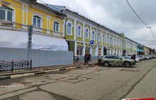 В Ярославле из-за угрозы обрушения здания перекрыли улицу