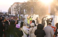В Мурманске Авито организовало шоу ледяных скульптур-символов Арктики