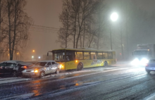 Ярославль из-за метели встал в десятибалльный коллапс