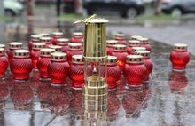 Энергетики доставили частицу Вечного огня к мемориалу в Ярославле