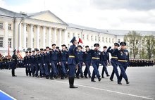 В Ярославле прошел парад в честь Дня Победы