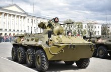 В Ярославле прошел парад в честь Дня Победы