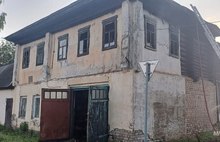 При пожаре в ярославской двухэтажке погибли собака и три кошки