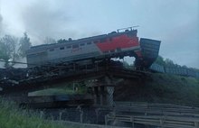 Ярославский губернатор выразил соболезнования после крушения двух поездов