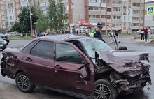 В центре Тутаева два пассажира погибли в ДТП