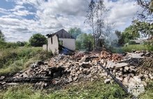 Деревенский дом под Ростовом Великим сгорел из-за непотушенной сигареты