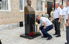 Почетному гражданину Любимского района открыли памятник