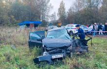 В ДТП под Тутаевом погибли взрослый и подросток, пятеро пострадали