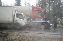 В Ярославской области столкнулись восемь автомобилей