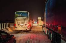 Ярославский депутат попал в транспортный коллапс под Переславлем