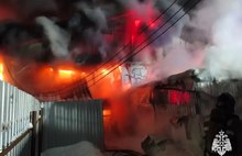 В МЧС рассказали о сложностях тушения пожара на Угличской птицефабрике