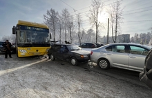 В Ярославле в тройное ДТП попали такси и автобус