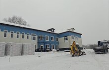 Прокуратура оценила ход работ в модульной поликлинике в Ярославле