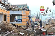 От Макдональдса в центре Ярославля остались одни стены. Фоторепортаж