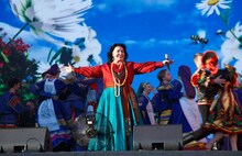 Надежда Бабкина рассказала ярославцам о поцелуе с главой и магнитных бурях