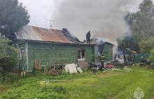 В Ярославле при пожаре пострадали две женщины и трое малышей