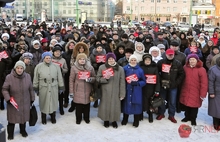 На митинг в поддержку мэра Ярославля собралось около двухсот человек. Фоторепортаж